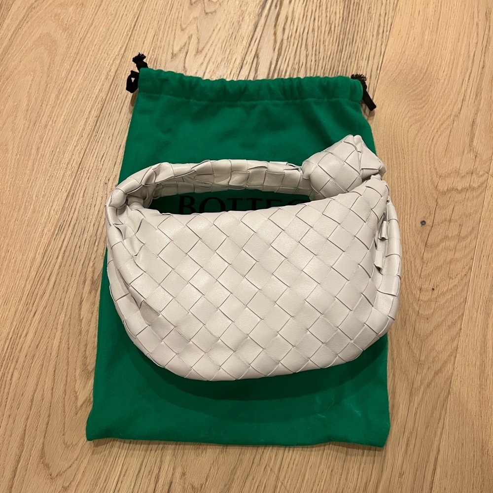BOTTEGA VENETA Mini Jodie in Chalk
